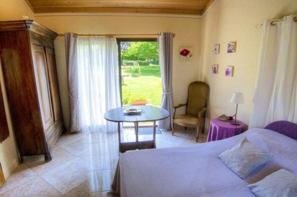 Sonnac  L'Oustal Chambres Et Tables D'Hotes المظهر الخارجي الصورة